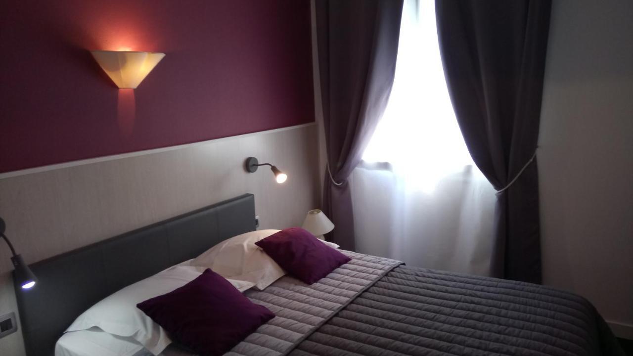 Hotel Montespan لوساك ليه شاتو المظهر الخارجي الصورة