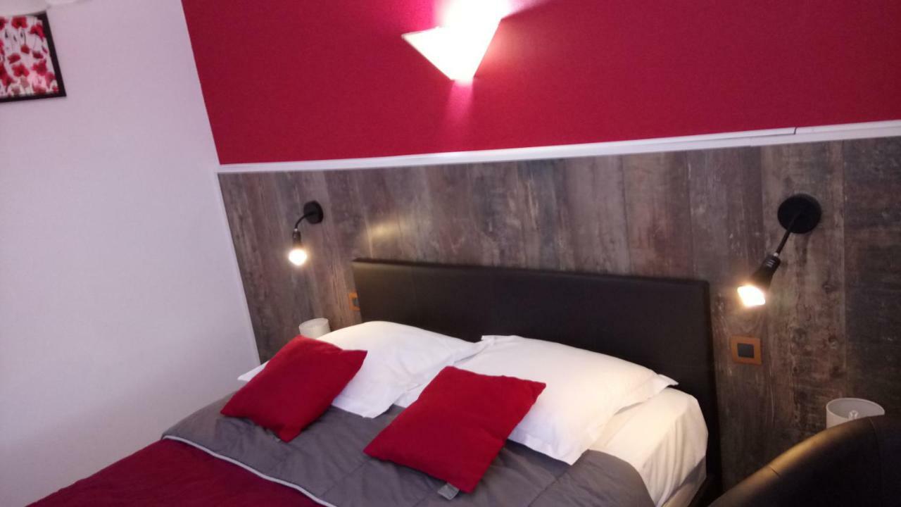 Hotel Montespan لوساك ليه شاتو المظهر الخارجي الصورة